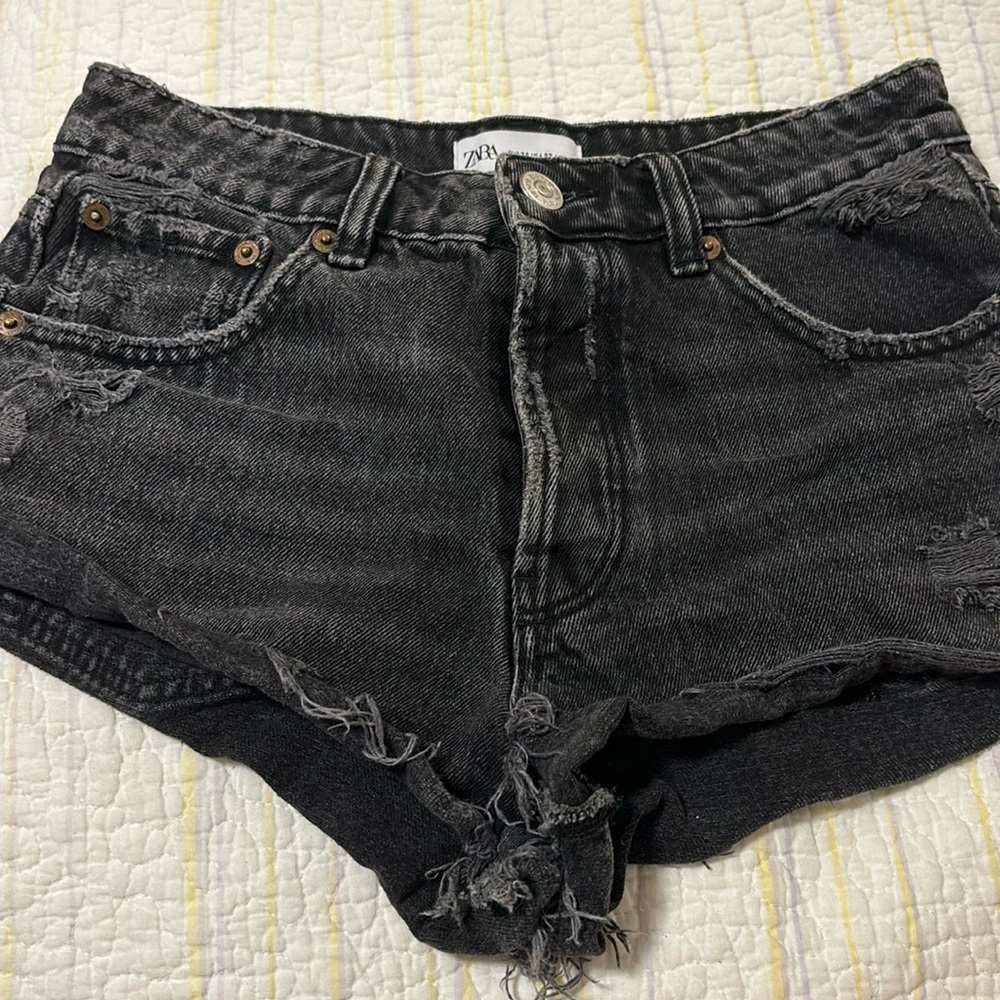 Zara black shorts size 2